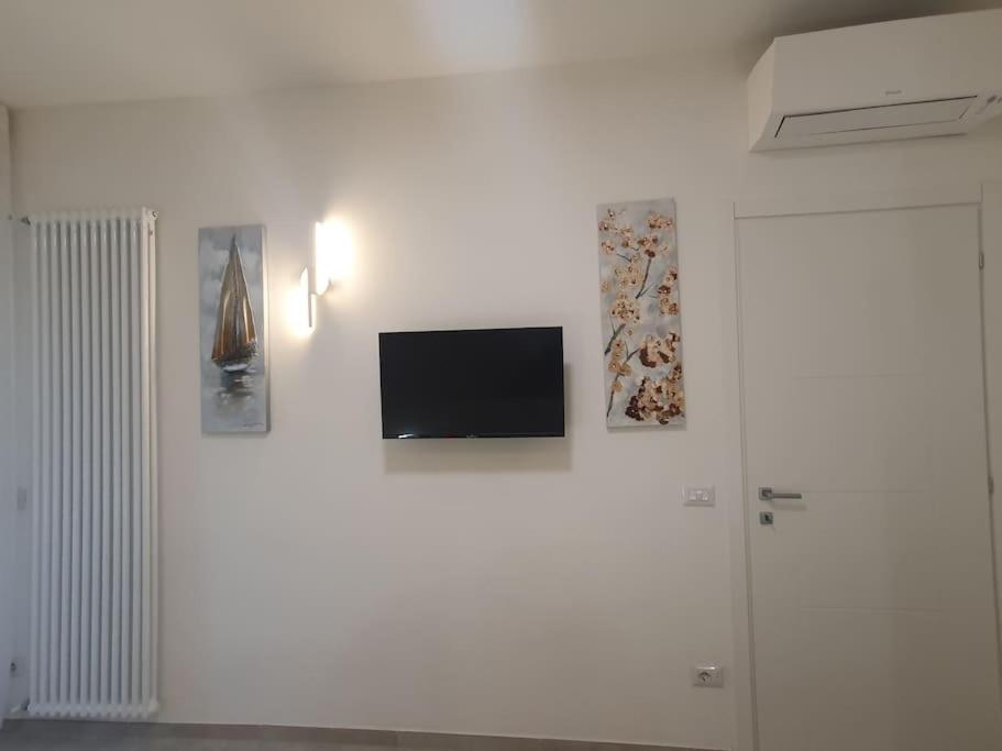Apartamento Lecci Al Mare San Vincenzo Exterior foto