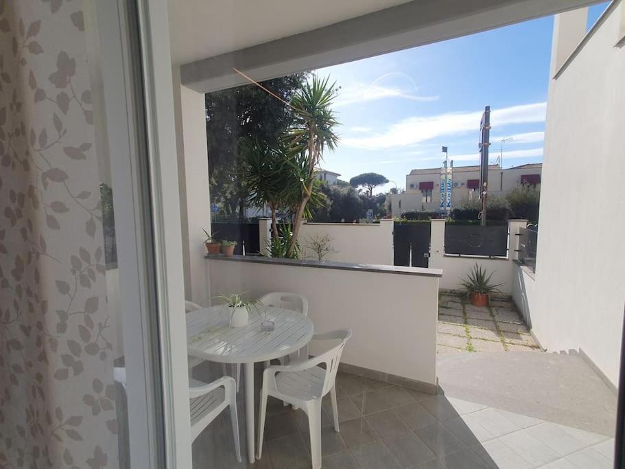 Apartamento Lecci Al Mare San Vincenzo Exterior foto